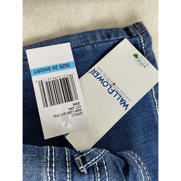 WALLFLOWER LUSCIOUS CURVY FIT INSTA STRETCH BOOTCUT JEANS 20 SHORT NWT - Picture 10 of 10